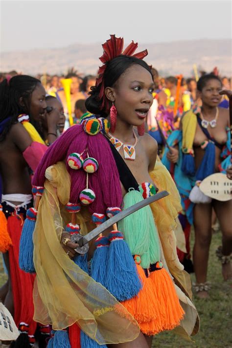 Swaziland Umhlanga Or Reed Dance Zulu Women African
