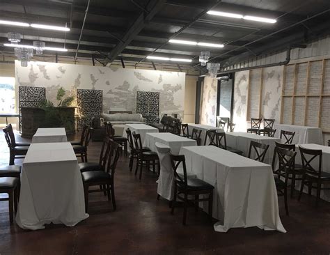 dinner seating tarrant  center