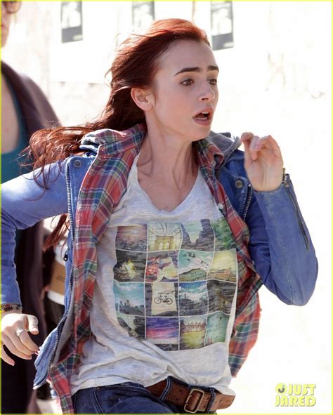 Lily Collins Mortal Instruments Chase Scene Photo 2706678 Lily