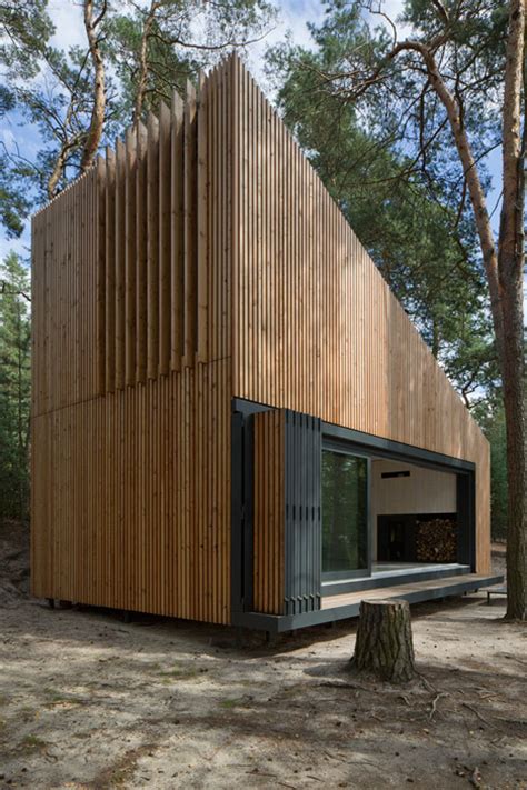 Fam Architekti S Lake Cabin Is A Waterside Retreat In A Czech Forest
