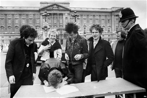 bbc news in pictures malcolm mclaren