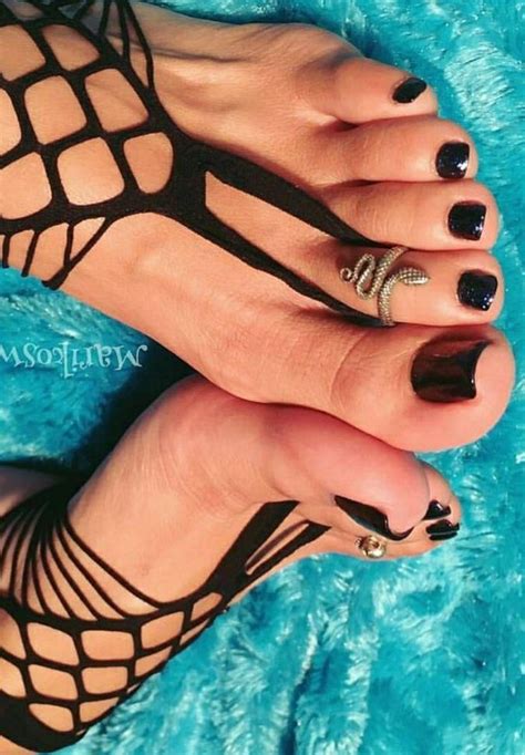 Pin By Kelvin Lineberry On Pedicures Gorgeous Feet Beautiful Feet