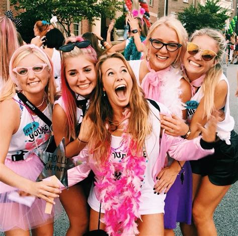 Adpi University Of Tennessee Knoxville Photo Poses Sorority Life