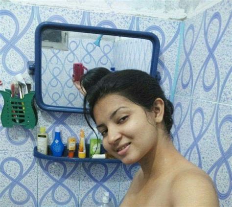 Desi Nude Couples In Water Porn Pics And Movies