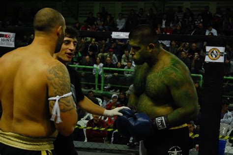 Shotobushin Grande Hulk Lutador De Muay Thai Kick Boxing
