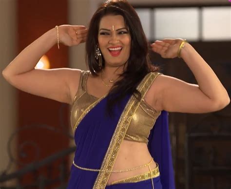 tv actress falguni rajani hot sexy deep navel and boobs in sleeveless