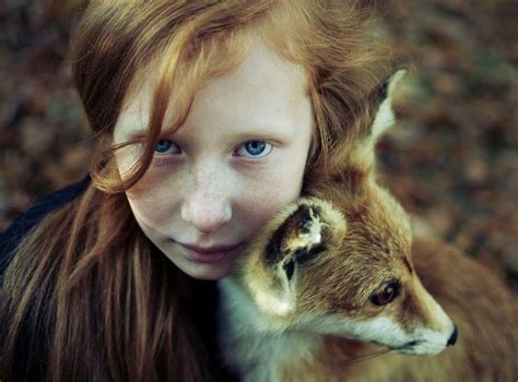 beautiful celtic red hair girl red fox beauté celtique