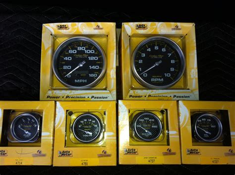 autometer carbon fiber gauge set