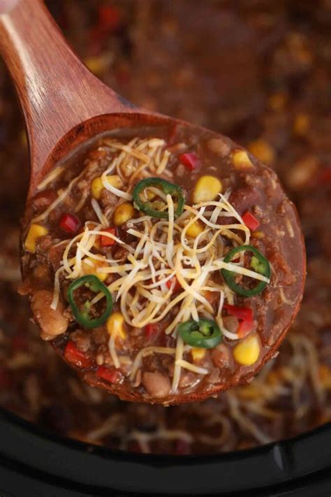 Perfect Slow Cooker Chili Recipe Sweet And Savory Meals