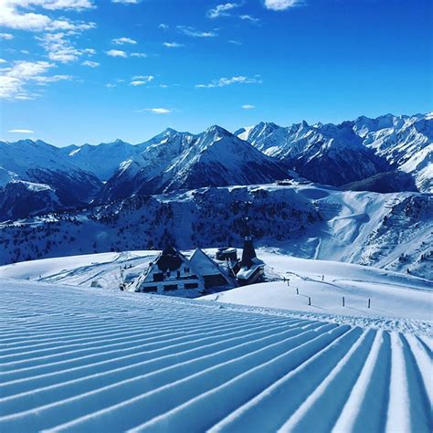 airbnb reinventing  ski holiday ski holidays travel goals slopes airbnb mount everest