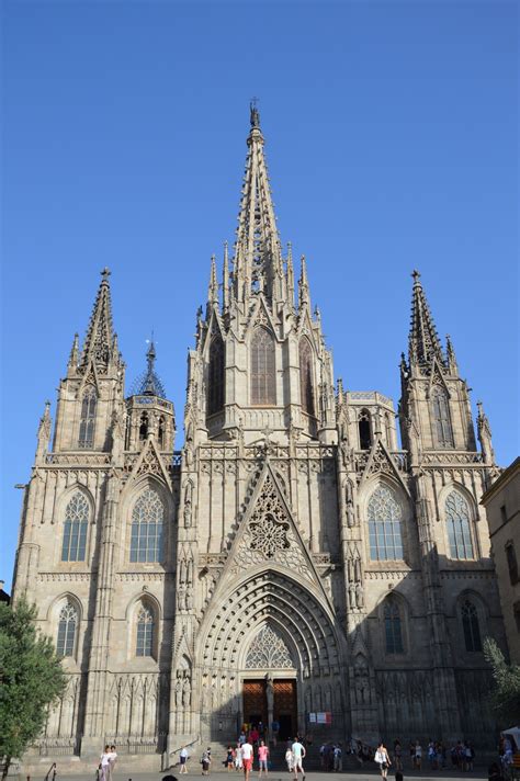 die gotik und die gotische kathedrale  barcelona