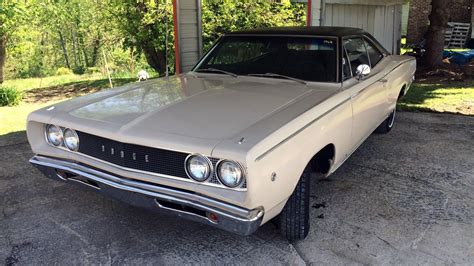 clean mopar  dodge coronet  barn finds