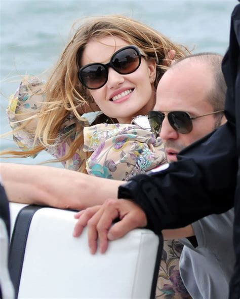 jason statham and rosie huntington whiteley on vacation in