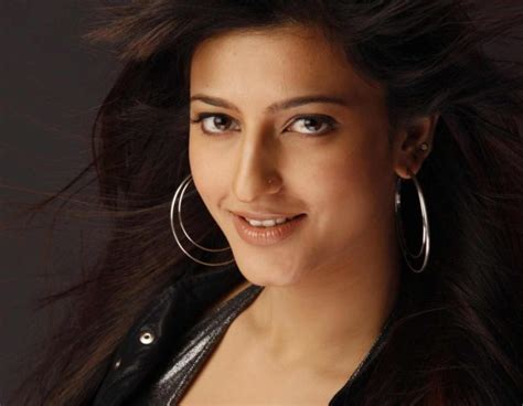 shruti hassan indian actress bollywood singer model