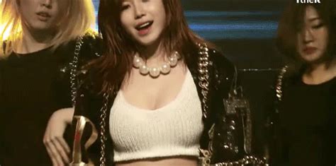 [ appreciation] 10 times it was all about hyosung s boobs asia 24 7