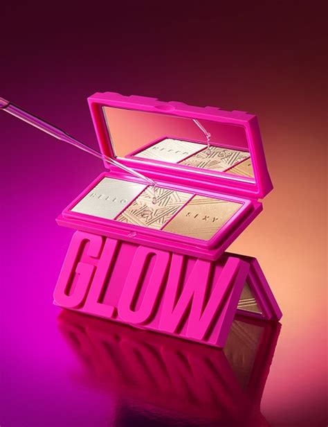 glamglow debuts  hyaluronic acid infused glow palette news
