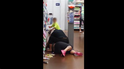 Police Investigating Viral Wal Mart Fight Video