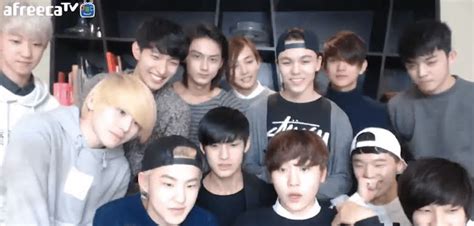 Rookie Group Seventeen Reaches Out To Fans Through Live Chat