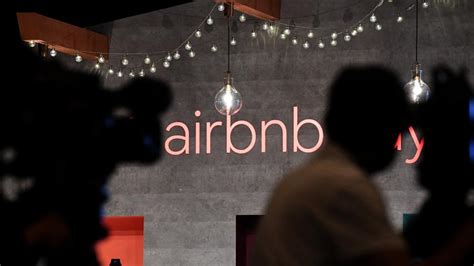 boekingen bij airbnb bijna weer op niveau van voor corona economie nunl