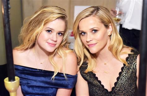 mother daughter celebrity duos that look like twins
