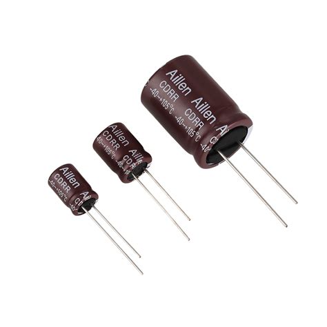 main role   capacitor