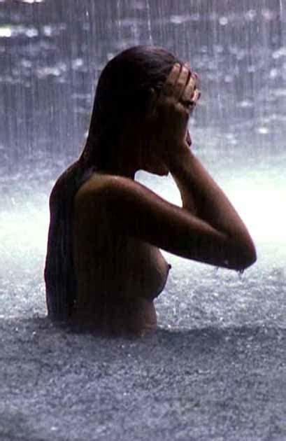 milla jovovich nude 7 return to the blue lagoon motherless