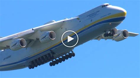 antonov   mriya  worlds largest airplane landing  oakland usa canvids