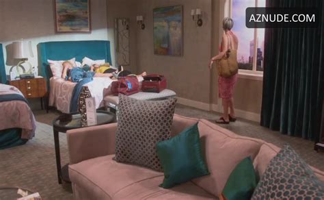 Kaley Cuoco Bikini Scene In The Big Bang Theory Aznude