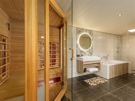centerparcs huisje met sauna  luxe cottages