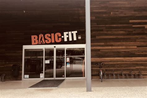 fitnessclub basic fit kortrijk meensestraat