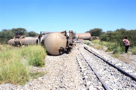 namibia otjiwarongo train derailing