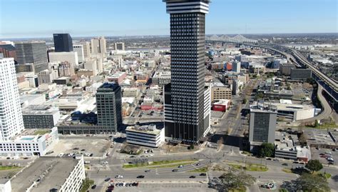 city of new orleans discusses crumbling plaza tower