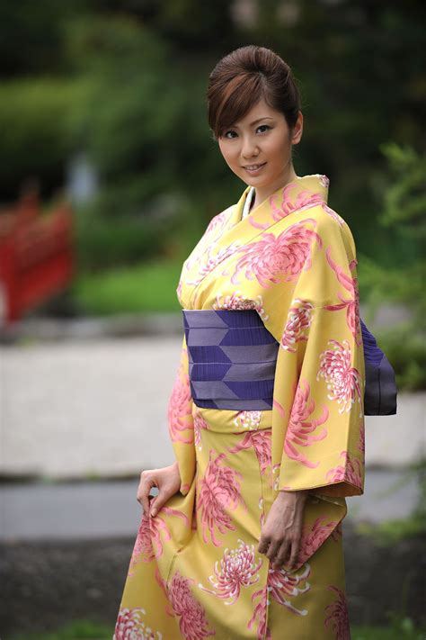 [x City] Kimono和テイスト 001 麻美ゆま Yuma Asami 写真集 微图坊