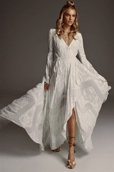 rue de seine wild harlow second hand wedding dress on sale 40 off stillwhite australia
