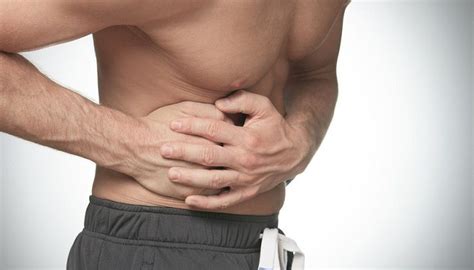 bol ispod desnog rebra  desne strane stomaka uzrok simptomi  lecenje