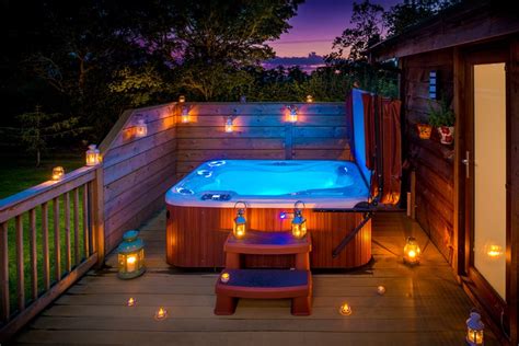 romantic lodges with hot tubs wolds edgewolds edge
