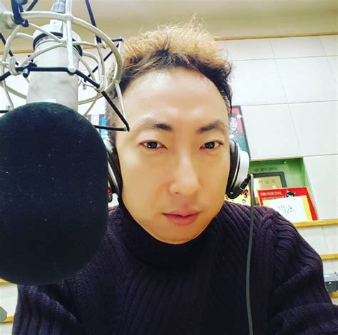 park myung soo criticized for comment about women s