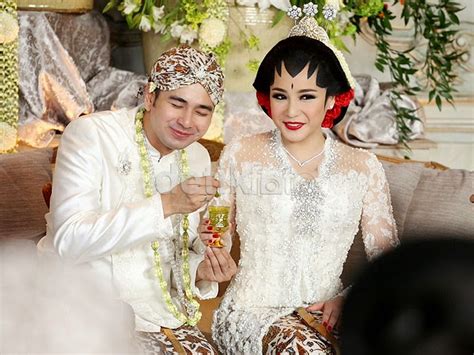 foto pernikahan raffi ahmad dan nagita slavina profil