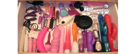 This Is Your Sex Life Masterandslave Shares Her Sex Toy Box Sex Toys