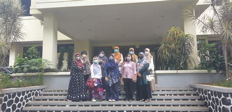 Kunjungan Dosen Beserta Staf Fk Upn Veteran Jakarta Ke Laboratorium