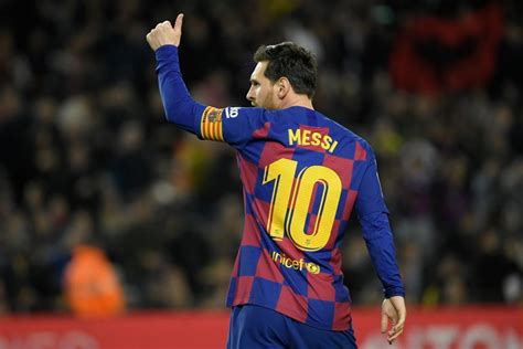 Lionel Messi Bio Stats Et Parcours Sportif Célébrités Et