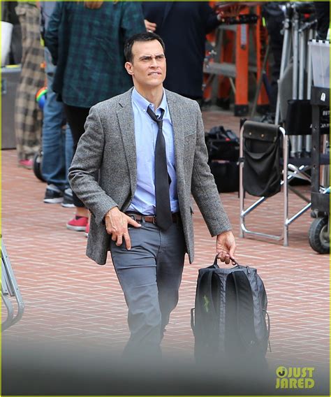 cheyenne jackson confirmed for ahs season 7 spotted filming on set photos photo 3906425