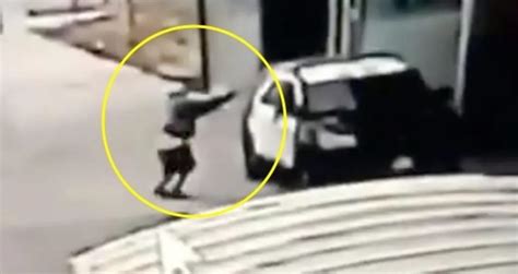 gunman walks up and shot two police in la video report