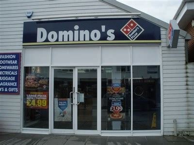 dominos amesbury wiltshire uk dominos pizza  waymarkingcom