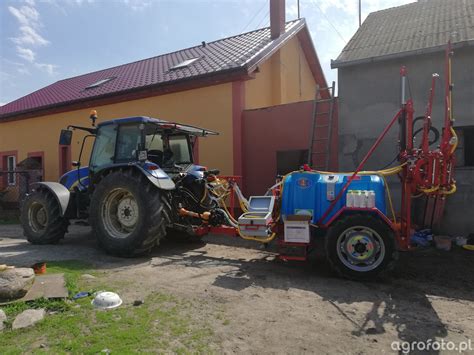 obraz traktor nh   biardzki id galeria rolnicza agrofoto