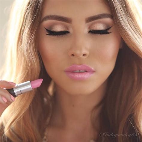 98 Best Tgirls Applying Lipstick Images On Pinterest Applying