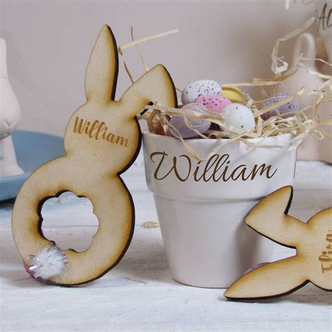 personalised easter bunny napkin holder  perfect personalised gifts notonthehighstreetcom