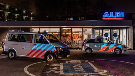 gewapende overval op aldi supermarkt aan transvaalplein  tilburg omroep brabant