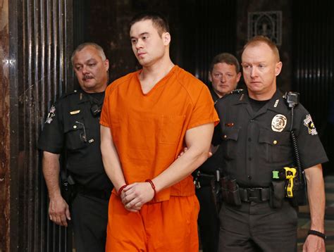 Witness Credibility A Focus In Ex Officer Daniel Holtzclaw S Sex Abuse