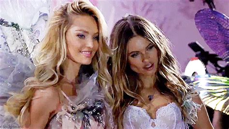 victoria s secret models behind the scenes at the 2014